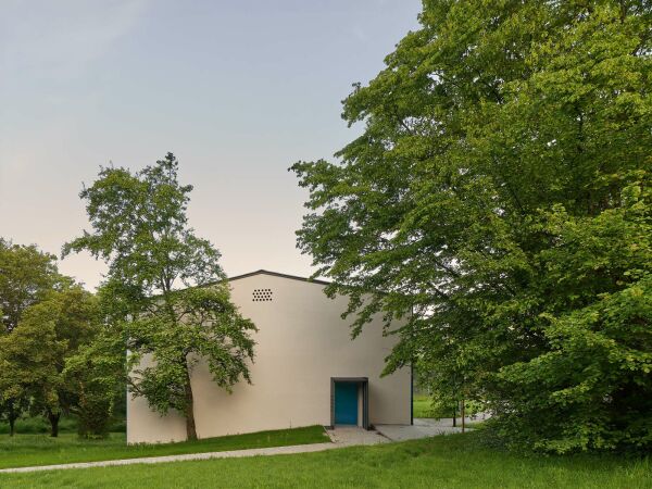 Generalsanierung einer denkmalgeschützten Turnhalle von reichert schulze architekten