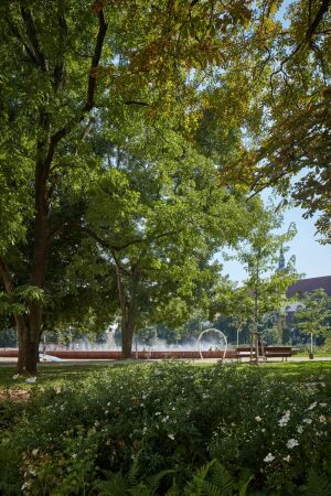 Platzgestaltung von Consequence forma Architects