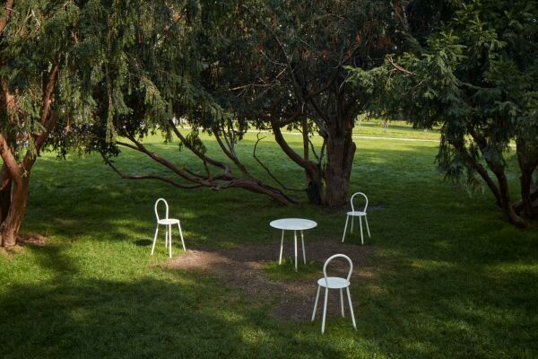 Platzgestaltung von Consequence forma Architects