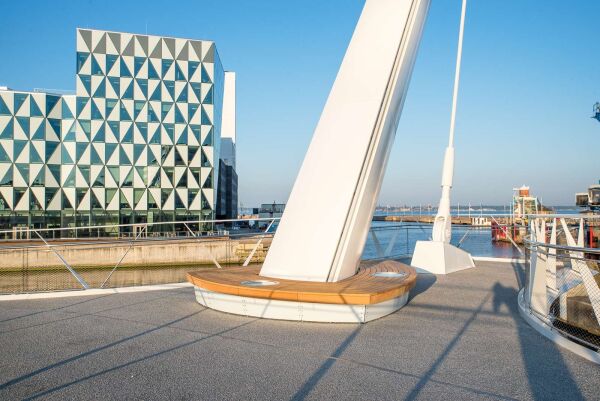 Fu- und Radwegbrcke von Ramboll und Stephen James