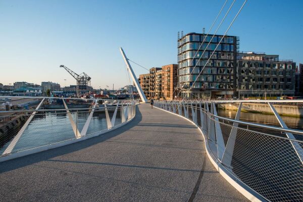 Fu- und Radwegbrcke von Ramboll und Stephen James