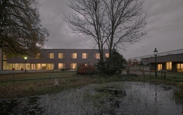 Altenpflege und Kinderbetreuung von Dietger Wissounig Architekten in Knittelfeld