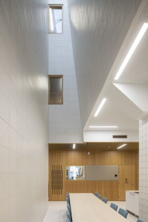 Umbau in Utrecht von VenhoevenCS architecture + urbanism