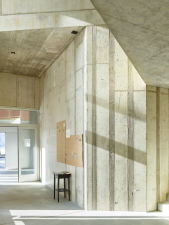 Geschosswohnen von Studio DIA in Bern