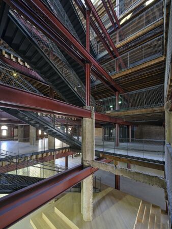 Lagerhaus Santos, Rotterdam (2024); � Studio Hans Wilschut