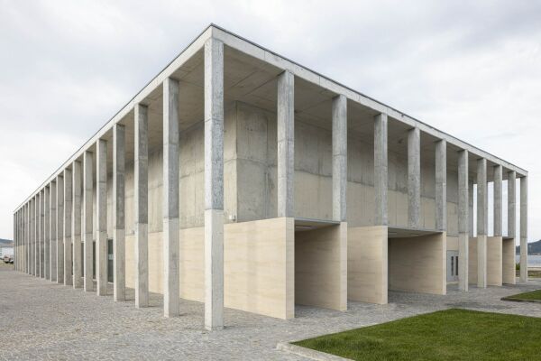 Markthalle von Loftspace und Tiago Sousa