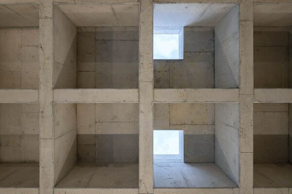 Markthalle von Loftspace und Tiago Sousa