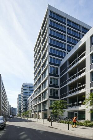 B�robau in Berlin von EM2N