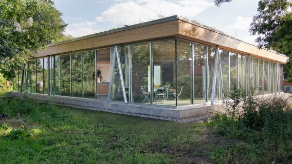 Umbau in Neuruppin von Meyer-Grohbrügge und Studio Other Spaces
