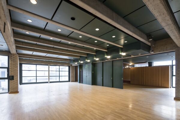 Ehemaliger groer Saal vor Sanierung