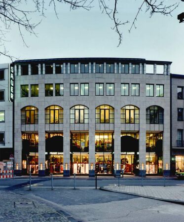 Das Modehaus Sauer in voller Pracht, 1989
