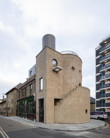 Familienzentrum und Wohnen in London von Sam Jacob Studio
