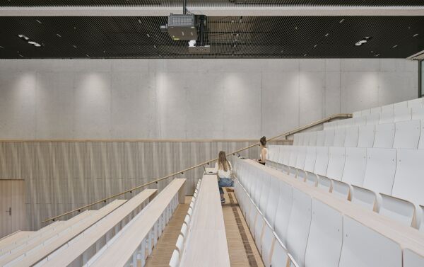 Universit�tsgeb�ude in Innsbruck von mohr niklas architekten