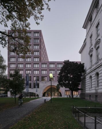Universittsgebude in Innsbruck von mohr niklas architekten