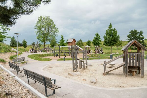 Gewinner des Bayerischen Landschaftsarchitektur-Preises 2024: Oberwiesenfeldpark Mnchen, mahl gebhard konzepte (Mnchen)