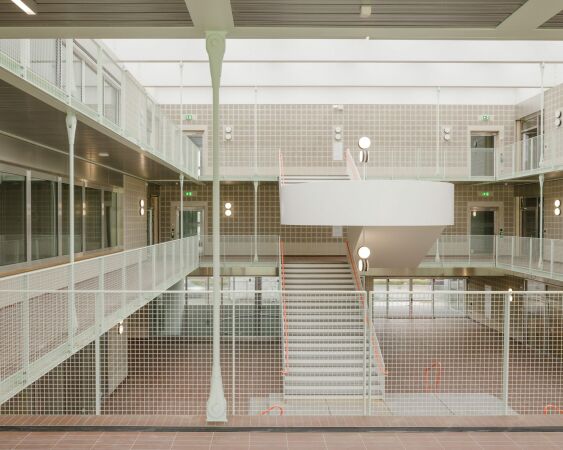 Primarschule von Weyell Zipse Architekten in Zrich