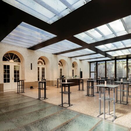 Anerkennung: Mozarteum Foyers in Salzburg von maria flckner und hermann schnll (Salzburg)