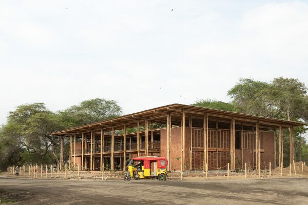 Gemeinschaftszentrum in Ecuador von Natura Futura und Juan Carlos Bamba