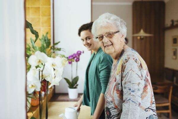 Plattform Wohnbuddy: Unter Begleitung des Wiener Vereins WGE!  Gemeinsam Wohnen fhrt die Plattform alte und junge Menschen etwa fr Wohnpartnerschaften zusammen.