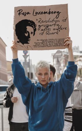 Pia Hhfeld: Frauen machen (Schloss-)Geschichte