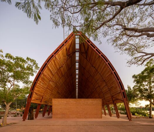 F�hrhafen und Park in Mexiko von Colectivo C733