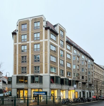 Eckhaus Neue Schönhauser Straße 1
