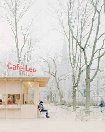 Ein 1. Preis: Caf� Leo in Berlin-Wedding von sophie & hans, 2023