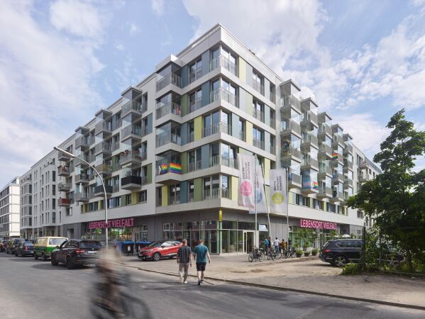 1. Publikumspreis: Lebensort Vielfalt am Sdkreuz in Berlin-Schneberg von roedig.schop architekten bda, 2023