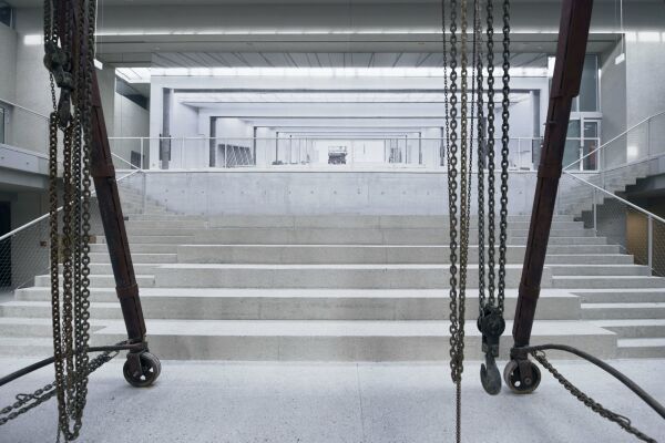 Fabrikumbau in Ljubljana von OFIS Arhitekti