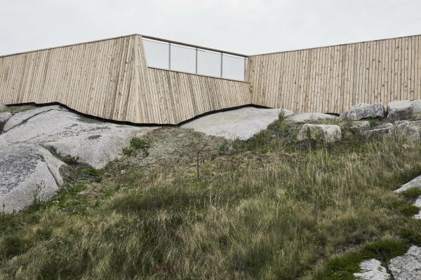 Aussichtsplattform in Kanada von Omar Gandhi Architects