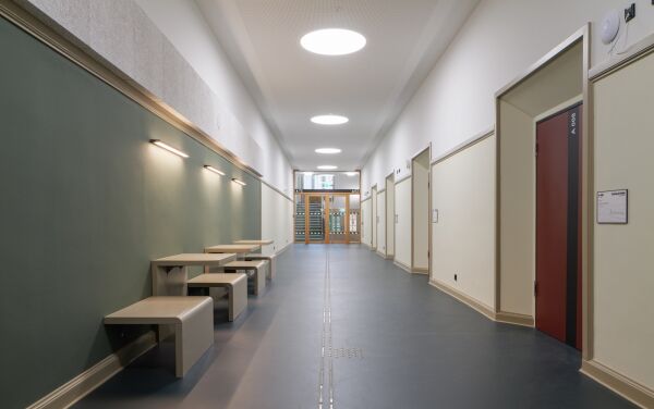 Schulsanierung in Berlin von SSP R�thnick Architekten