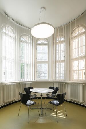 Schulsanierung in Berlin von SSP Rthnick Architekten