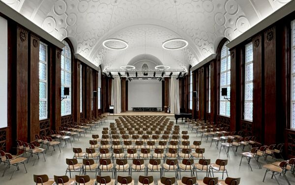 Schulsanierung in Berlin von SSP Rüthnick Architekten