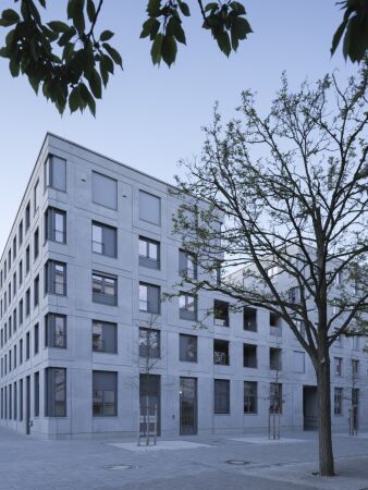 Wohnhybrid in Mnchen von steidle architekten