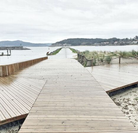 Gewinner in der Kategorie �Seafronts�: Strandpromenade in Porto do Son (Spanien) von CreuseCarrasco (A Coru�a) und RVR Arquitectos (Santiago de Compostela)