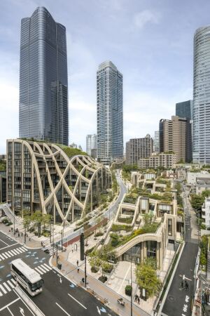 Mixed-Use von Heatherwick Studio in Tokio
