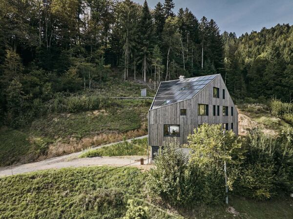 Anerkennung: Einfach, regional, zirklr  Michelbach 1a in Nordrach von Michael Welle Architektur im Auftrag von Isabelle Mller, Michael Welle