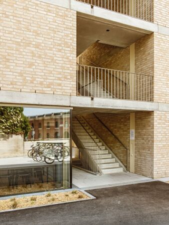 Anerkennung: Gemeinschaft im Mittelpunkt  Studentisches Wohnen in Ingolstadt von Dmges Architekten im Auftrag der Dizese Eichsttt