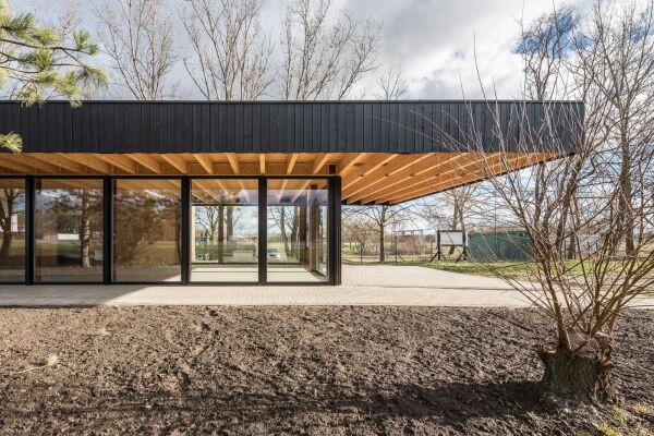 Lobende Erw�hnung: �Vereinshaus HISC� in Halle von snarq Architekten (Halle/Leipzig)