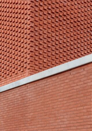 Lobende Erwhnung: Einfeldersporthalle der Frderschule in Salzwedel von Atelier . Schmelzer . Weber Architekten (Dresden) mit Hhne Fitschen + Partner Architekten (Gppingen/Dresden)