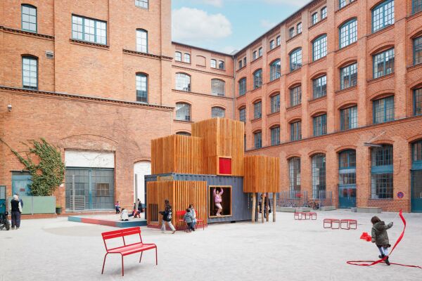Schulhofgestaltung in Berlin von baukind Architekten