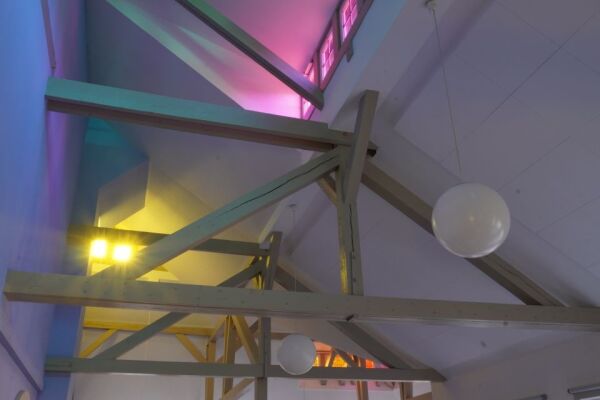 Publikumspreis: Mensa Nord-Grundschule in Berlin von FinkvonBusch Architektur (Berlin)