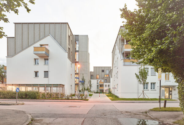 Bestes Projekt Quartier + Mischnutzung: Wohnanlage Friedrich-Inhauser-Strae in Salzburg von stijn nagels | architecture atelier und cs-architektur Christoph Scheithauer (beide Salzburg)