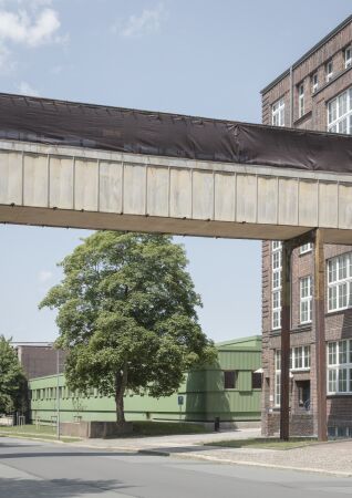 Eine Anerkennung: Bundesarchiv - Stasi-Unterlagen-Archiv Chemnitz von Heine Mildner Architekten (Dresden)
