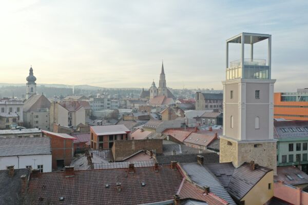 Sanierung in Cluj-Napoca von Vlad Rusu, Octav Olanescu, Anamaria Olanescu