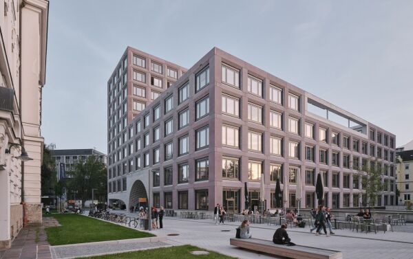 Preis: Universitt Innsbruck  gnes Heller Haus in Innsbruck