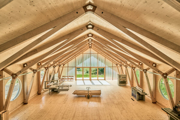 Auszeichnung: Werk- und Forschungshalle Diemerstein in Frankenstein von wissenschaftlichen Mitarbeiter*innen des t-lab Holzarchitektur und Holzwerkstoffe, RPTU Kaiserslautern-Landau unter Leitung von Jrgen Graf und graf ingenieure (Heubach), Bauherrin: Stiftung fr die RPTU Kaiserslautern-Landau, Villa Denis (Frankenstein)