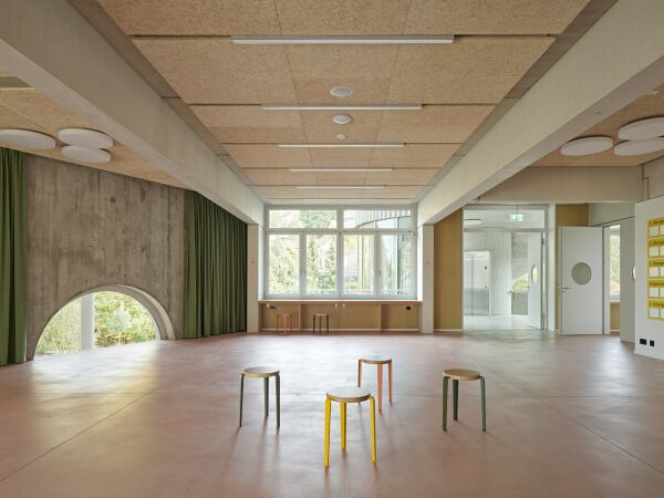 Schule im Aargau von Kummer Schiess Architekten