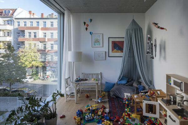 Umbau und Erweiterung in Berlin von Bundschuh Architekten