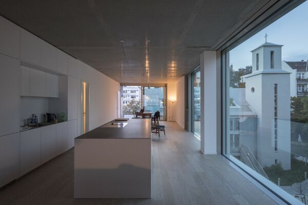 Umbau und Erweiterung in Berlin von Bundschuh Architekten